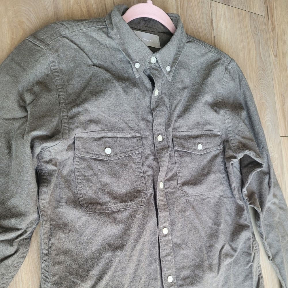 NWOT Everlane Men's Grayish Olive Button Down Flannel Long Sleeve Shirt Medium